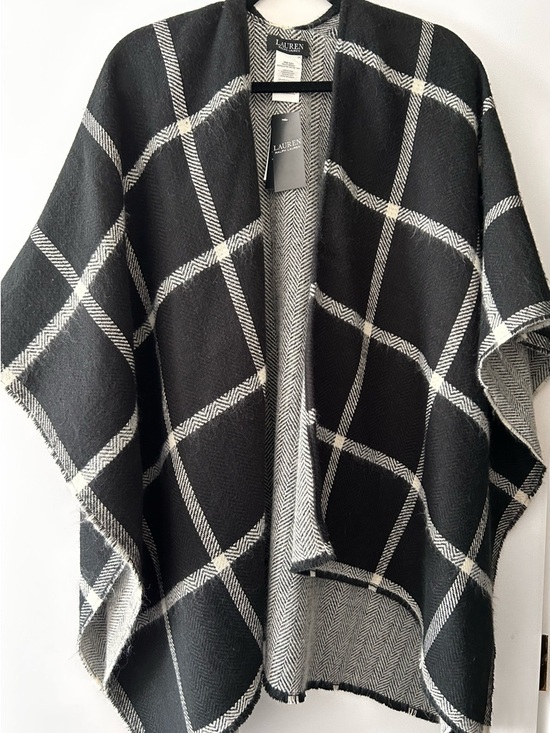 Lauren Ralph Lauren Jackets & Blazers - NWT Lauren Ralph Lauren Reversible Herringbone/Check Ruana/Wrap